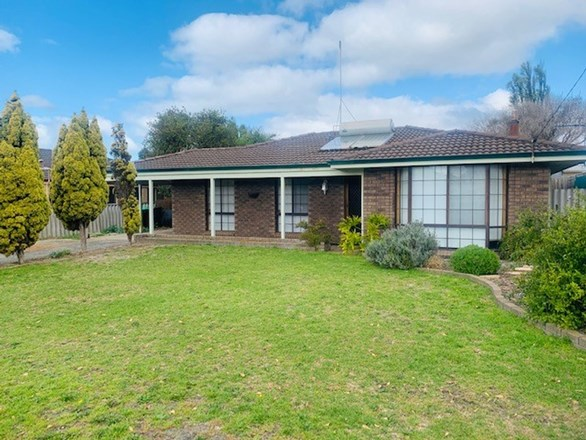 59 Drome Road, Orana WA 6330