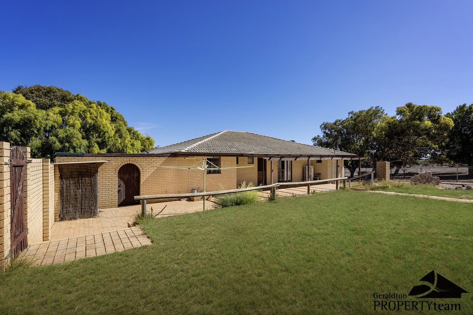 32 Old Cemetery Road, Greenough WA 6532, Image 0