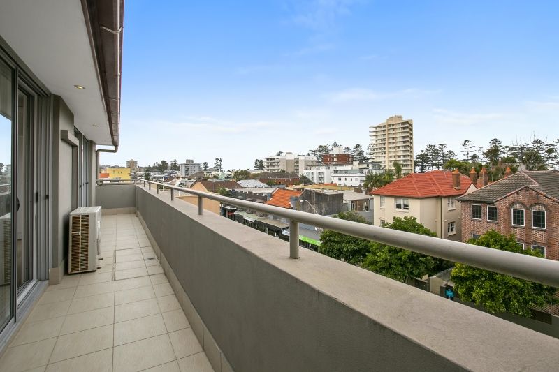 13/11 Pittwater Road, Manly NSW 2095, Image 2