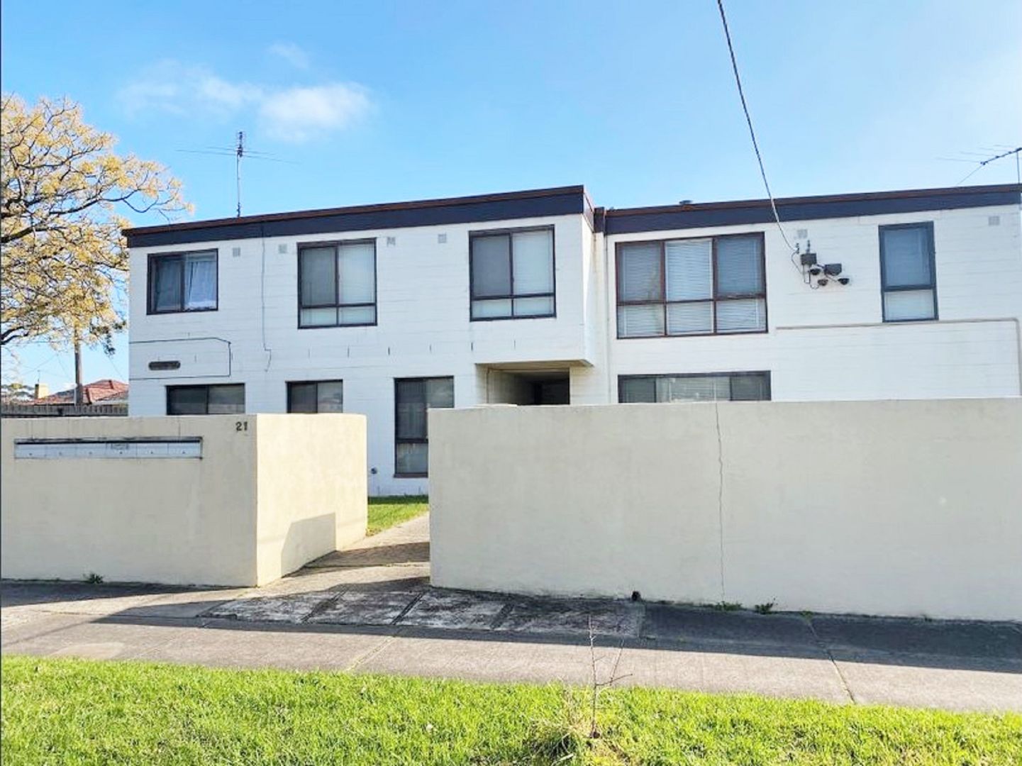 2 21 Legon Road Oakleigh South Vic 3167 Apartment For Rent 300 Domain