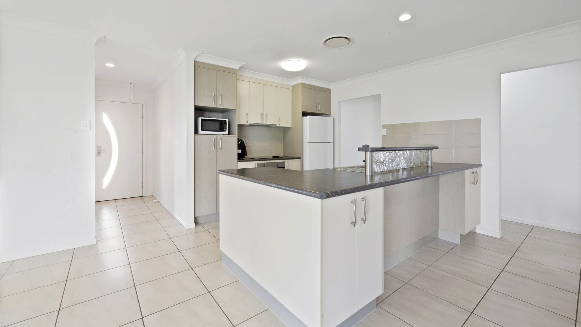 15 Primavera Boulevard, Beaconsfield QLD 4740, Image 1