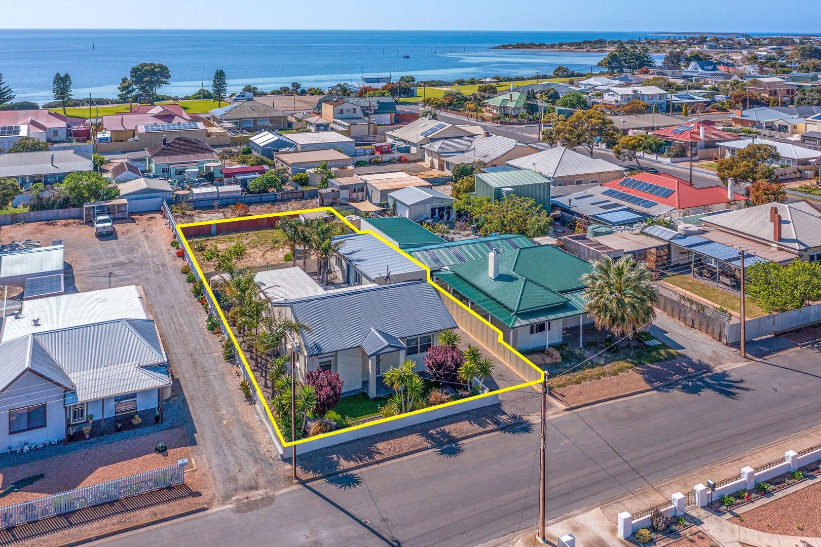 19 Lawrie Street, Tumby Bay SA 5605, Image 0