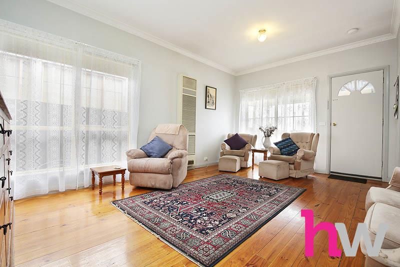 18 Westbourne Place, Newtown VIC 3220, Image 1