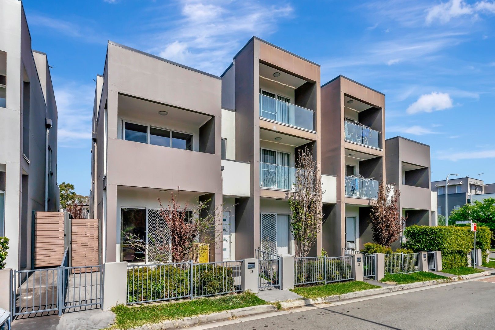 3 bedrooms House in 32 Potts Lane POTTS HILL NSW, 2143