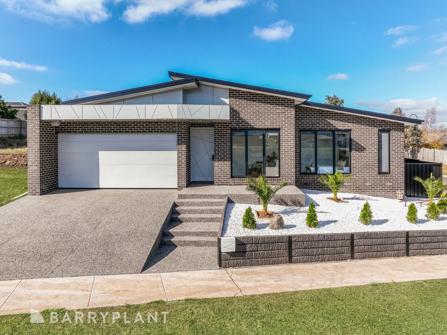 10 Boronia Avenue, Wallan VIC 3756, Image 0