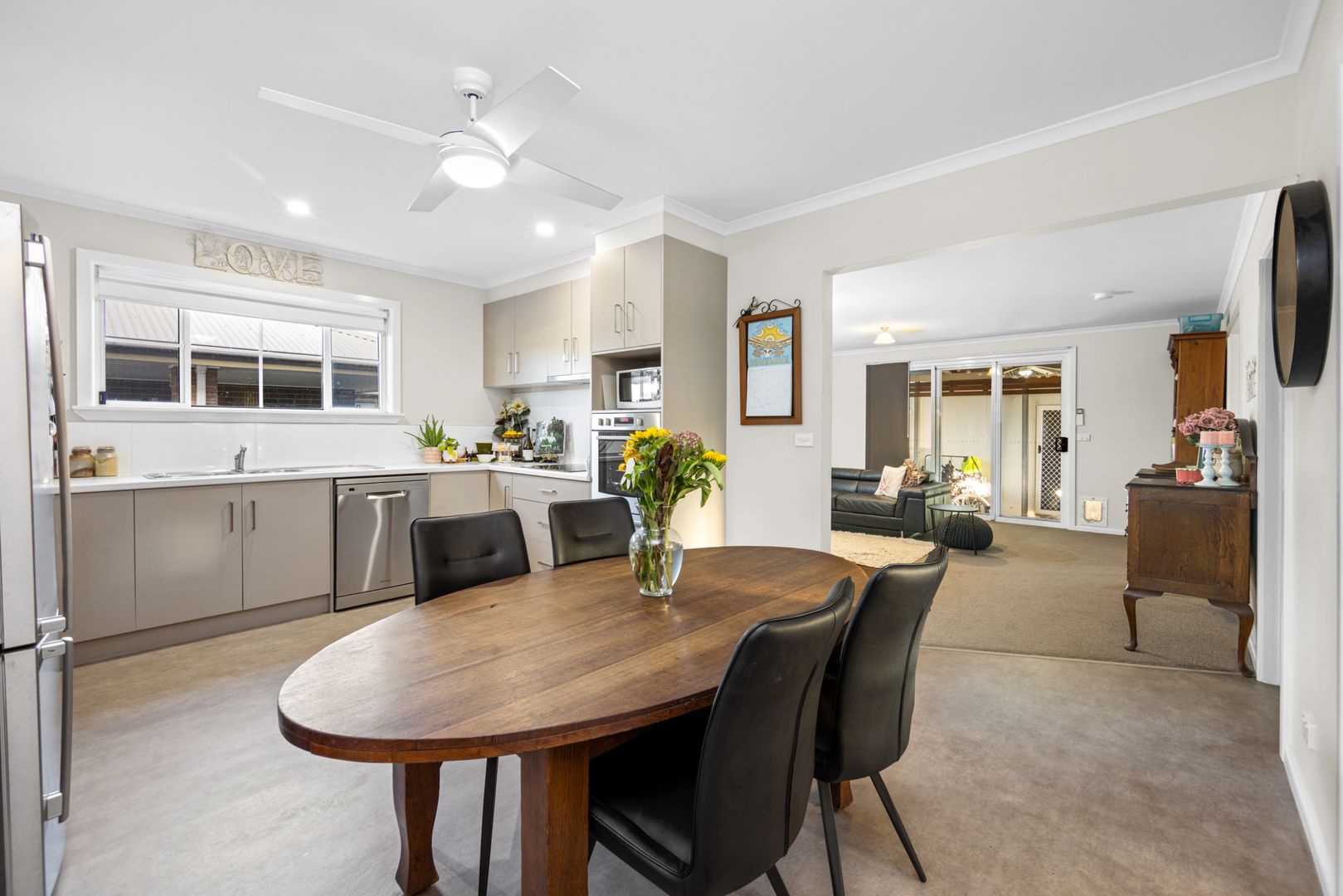 6 Williams Road, Horsham VIC 3400, Image 2