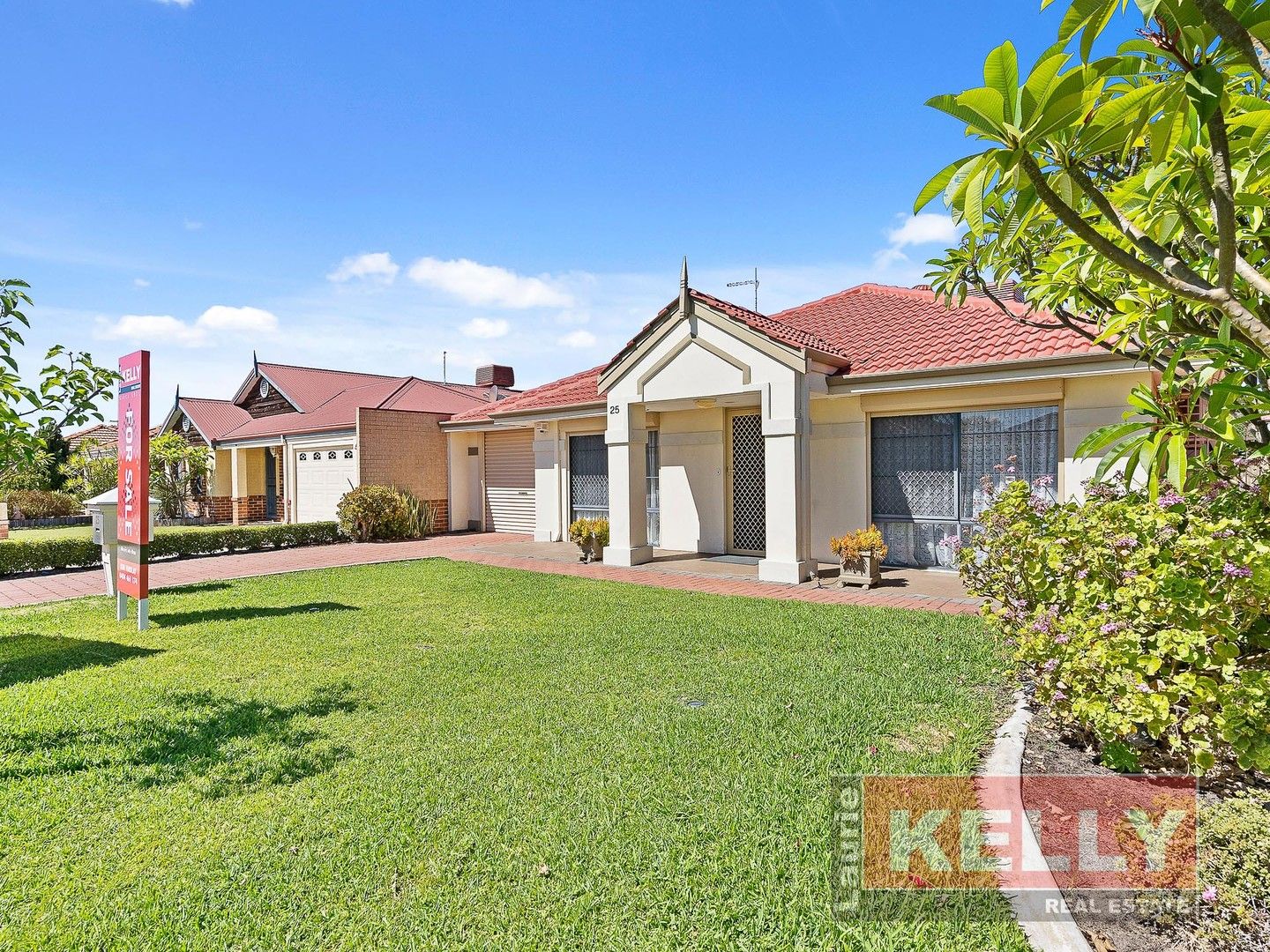 25 Estcourt Road, Redcliffe WA 6104, Image 0