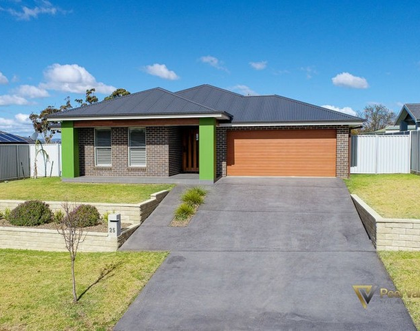 25 Mustang Close, Hillvue NSW 2340