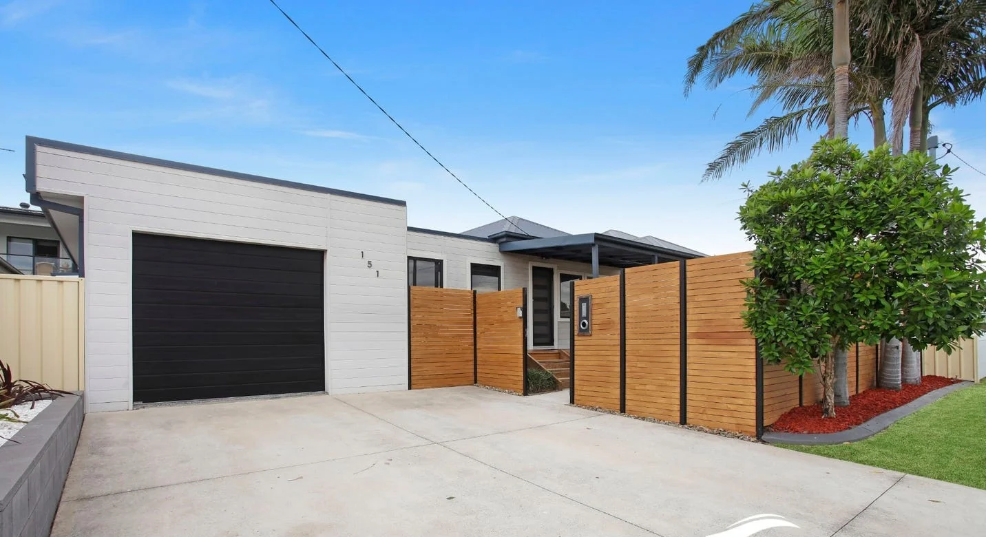 151 Pur Pur Avenue, Lake Illawarra NSW 2528