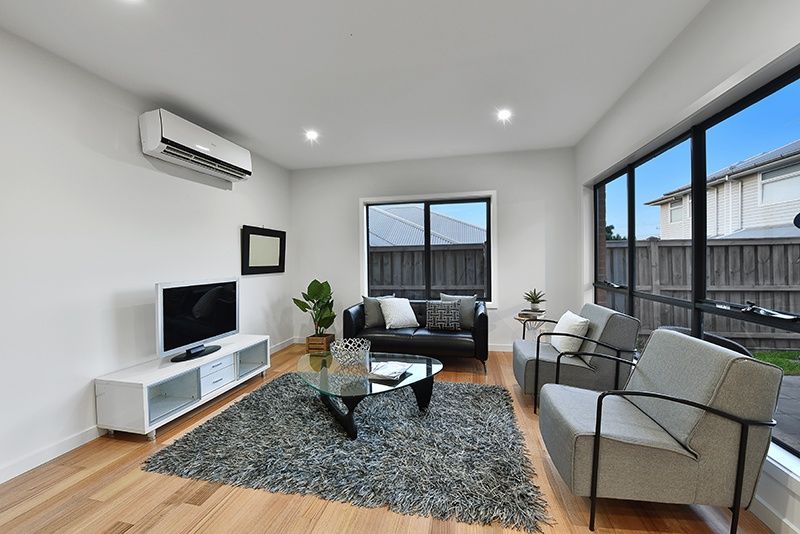 2/13 Batman Street, Aberfeldie VIC 3040, Image 2