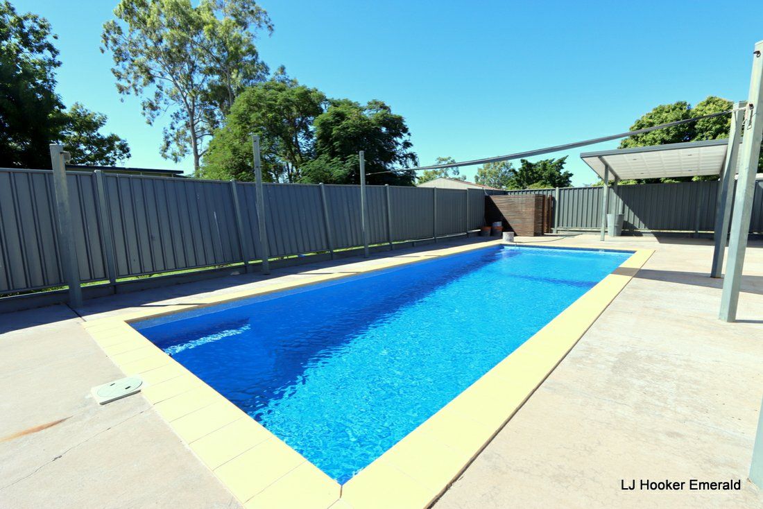 7/55A Gray Street, Emerald QLD 4720, Image 2