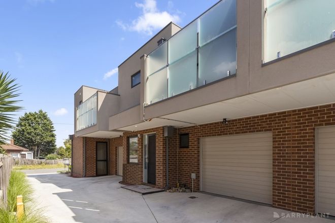 Picture of 2/5 Trevethic Road, SPRINGVALE VIC 3171