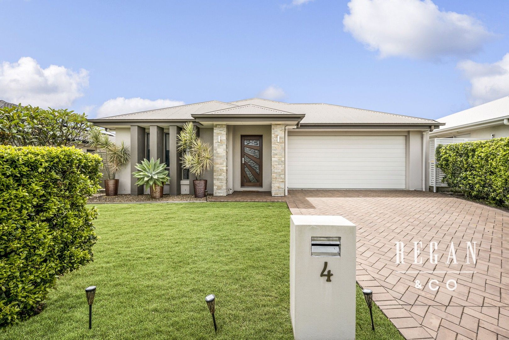 3 bedrooms House in 4 Rivercherry Avenue BANKSIA BEACH QLD, 4507