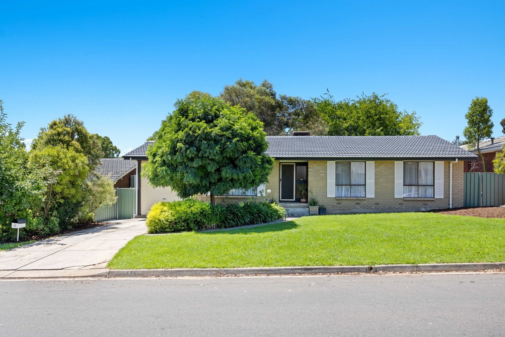 12 Maughan Avenue, Redwood Park SA 5097, Image 0