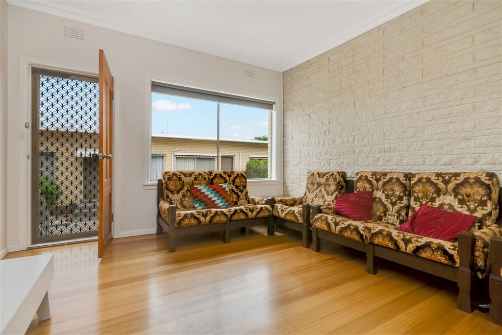 3/2-4 Murphy Avenue, Herne Hill VIC 3218, Image 1