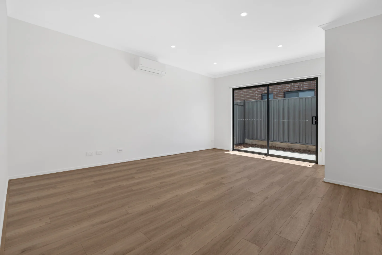 Additional image 4 of 25 Molesworth Crescent, Donnybrook VIC 3064