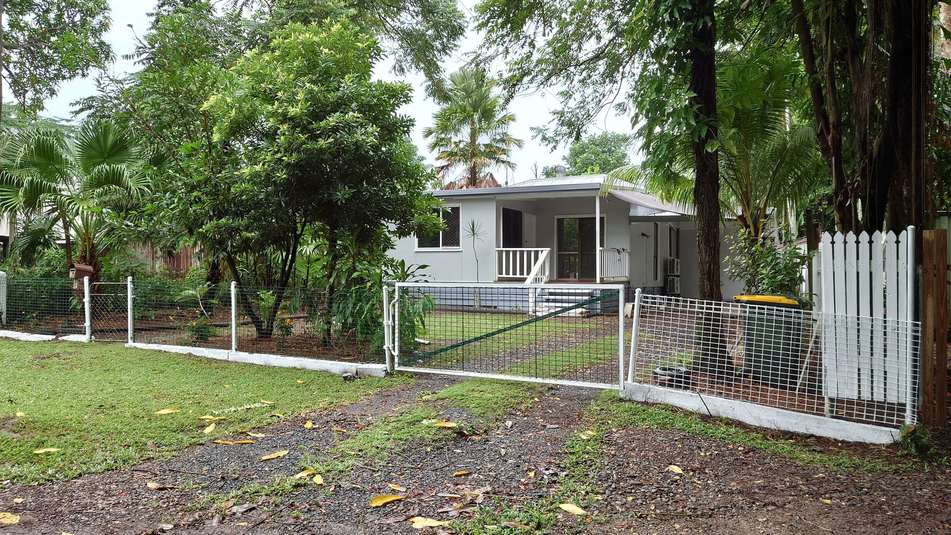4 bedrooms House in 21 John Street CAIRNS NORTH QLD, 4870