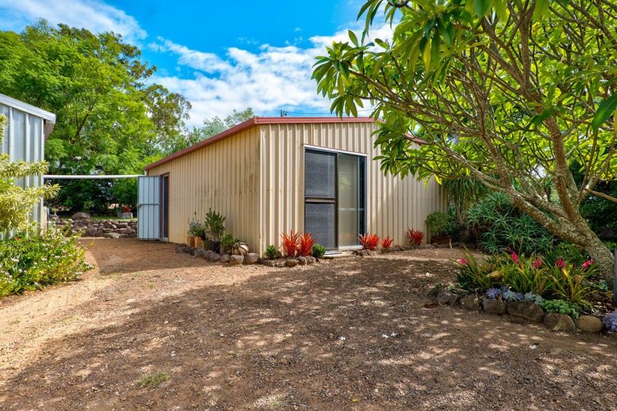 98 Lakeview Drive, Esk QLD 4312, Image 2