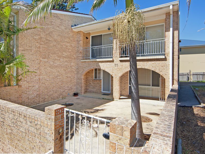 2/55 Boondilla Road, BLUE BAY NSW 2261, Image 0