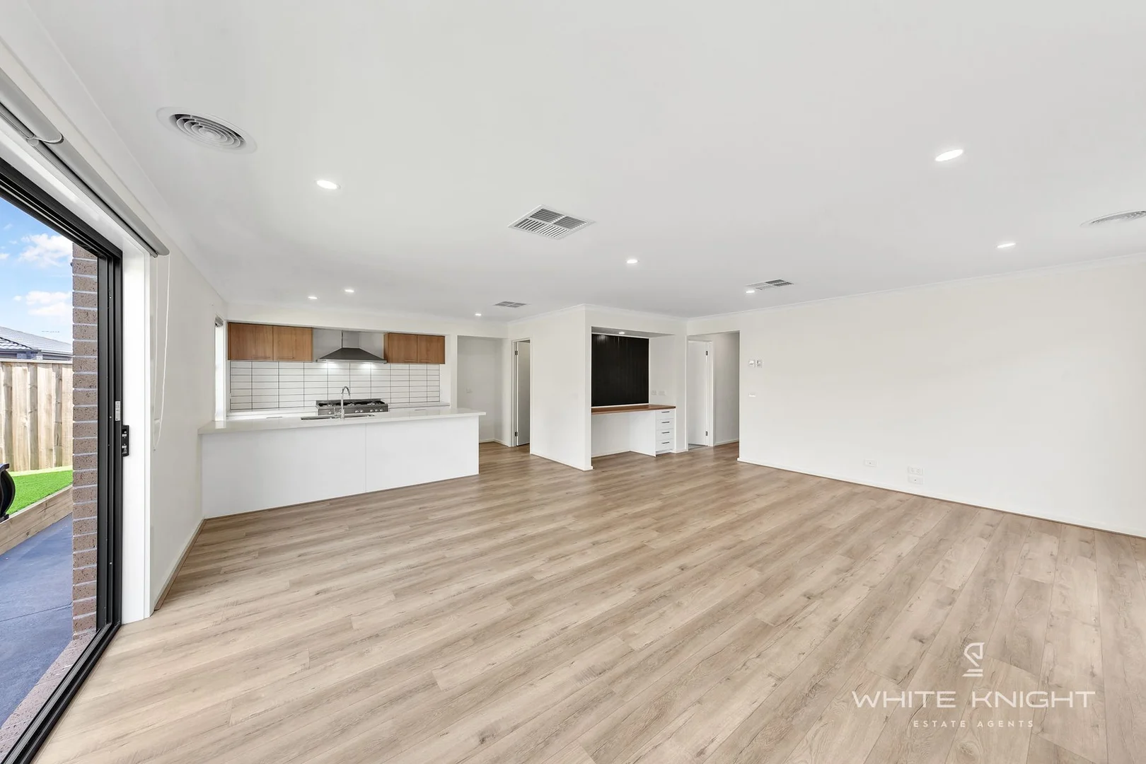 Additional image 6 of 18 Waterfern Street, Fraser Rise VIC 3336