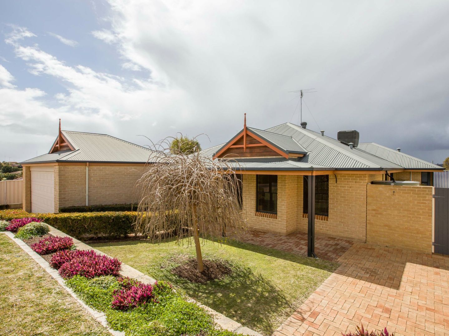 9 Costello Court, Usher WA 6230, Image 1