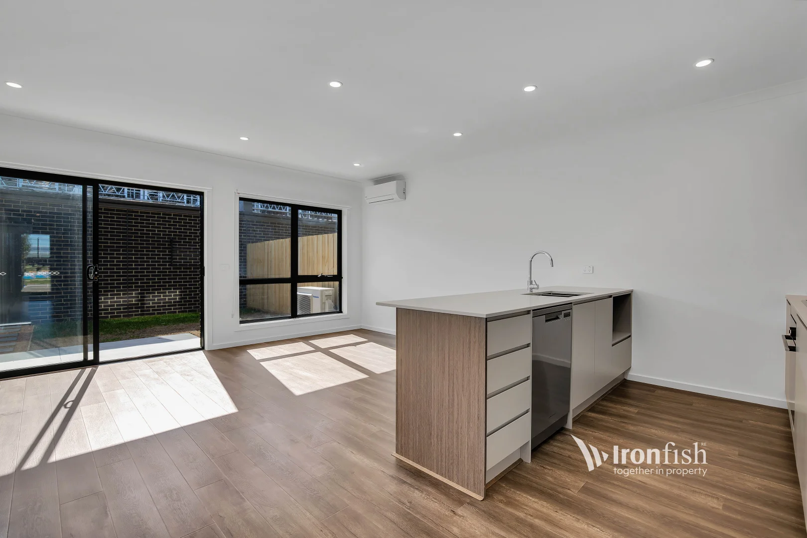 Additional image 4 of 164 Central Parkway, Cranbourne West VIC 3977