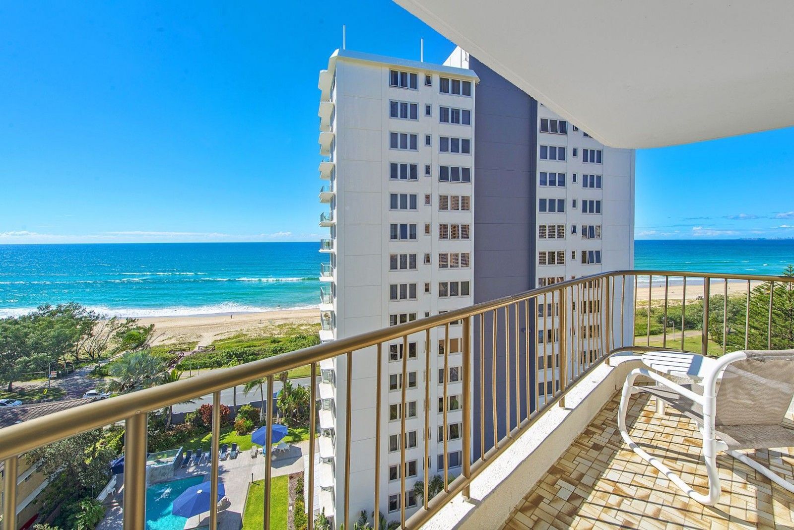 ID:21135253/4 Britannia Avenue, Broadbeach QLD 4218, Image 2