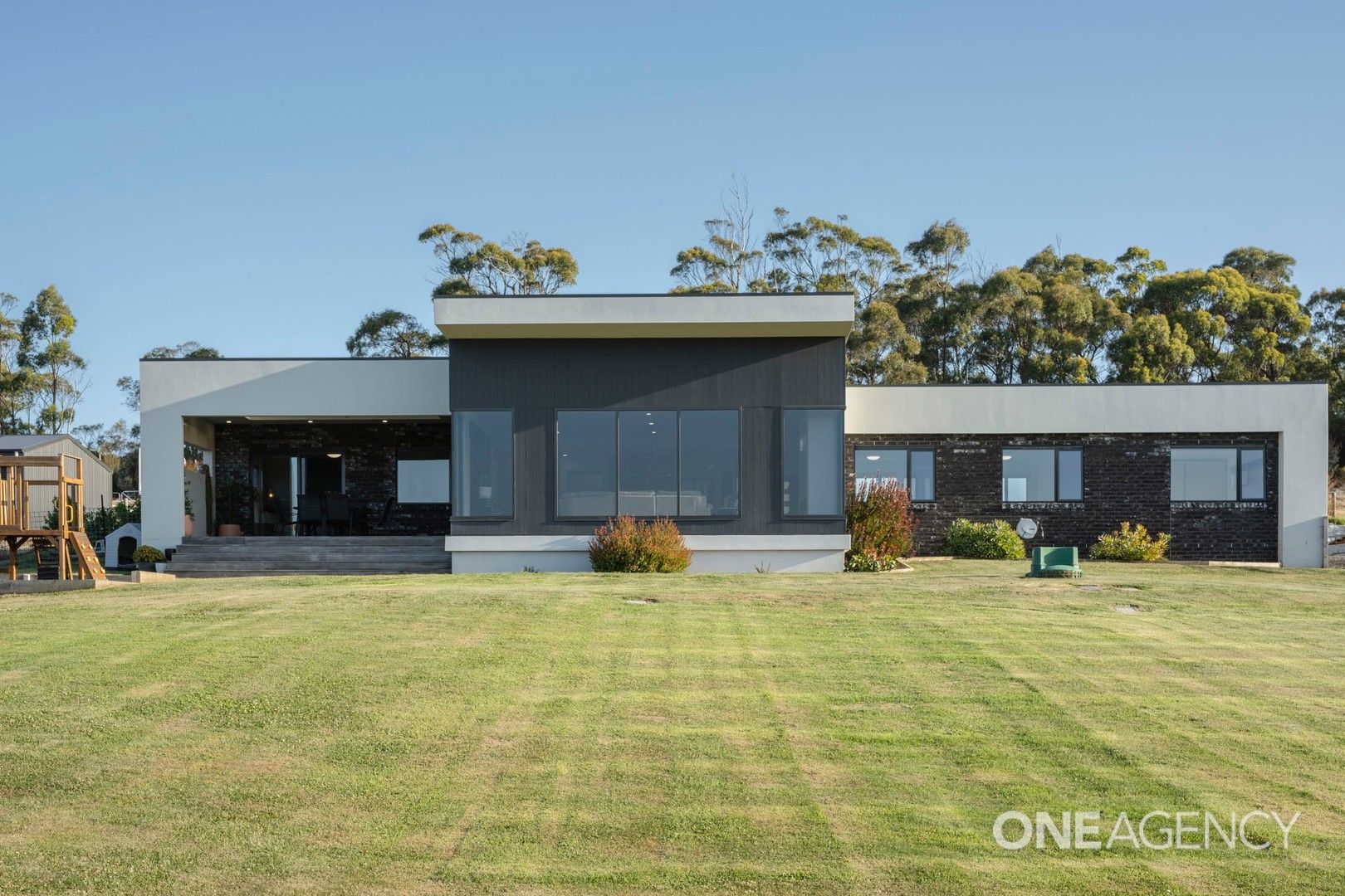 4 Bissett Place, Heybridge TAS 7316, Image 0