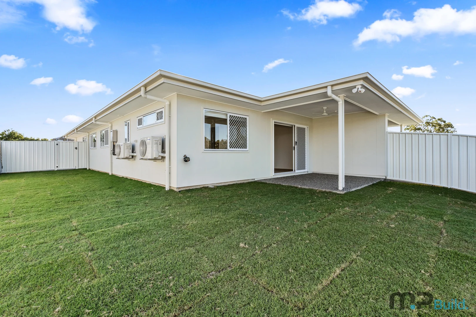 Additional image 15 of 2/122b Bideford Street, Torquay QLD 4655
