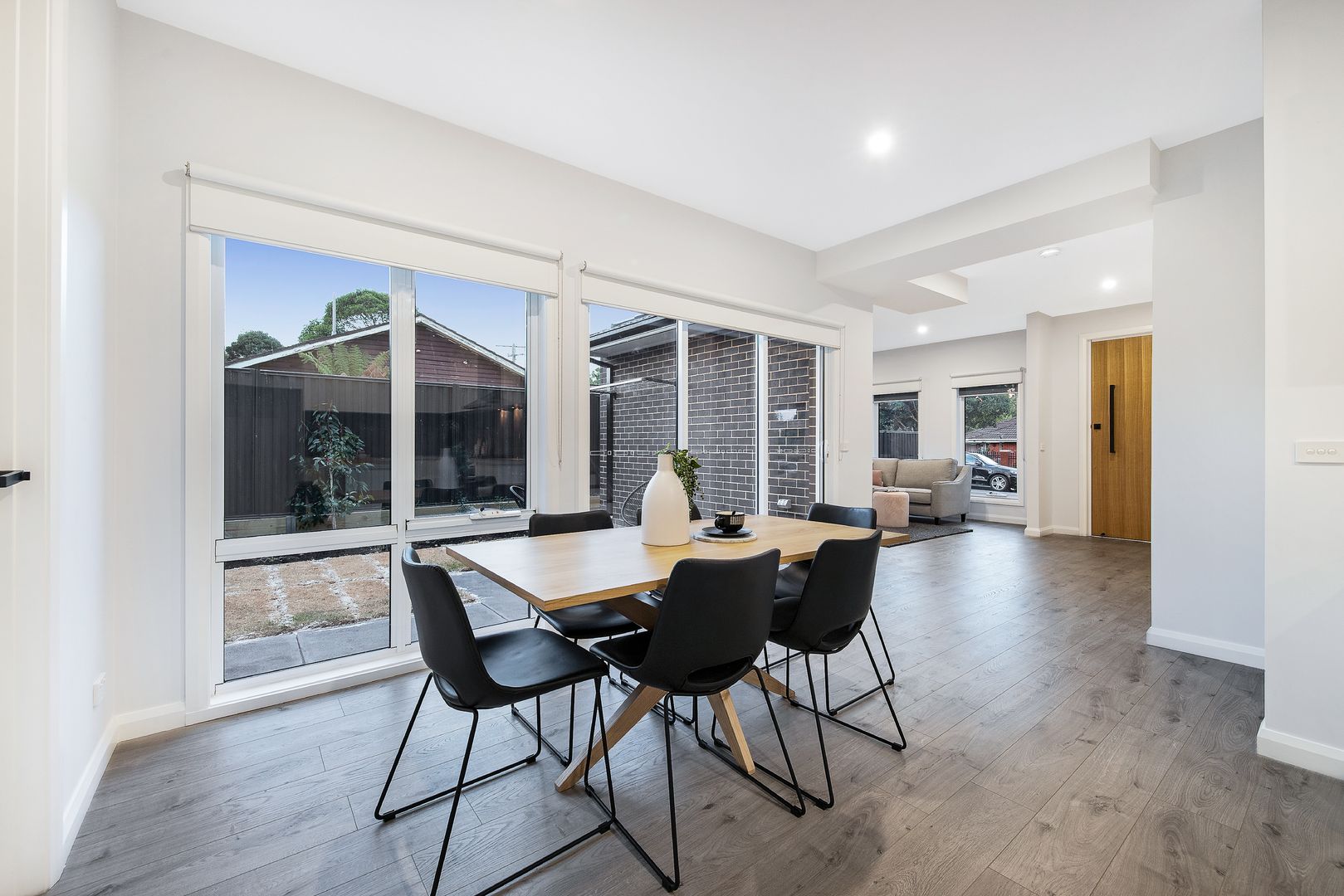 1/18 Lotus Crescent, Mulgrave VIC 3170, Image 2