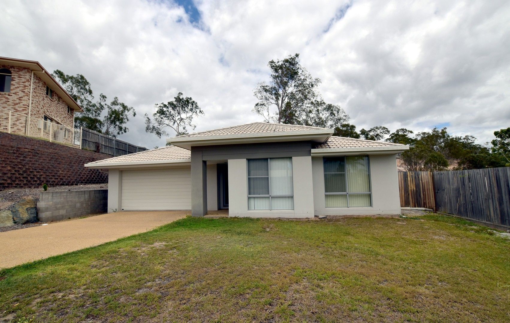 10 Llewellyn Close, Clinton QLD 4680, Image 0