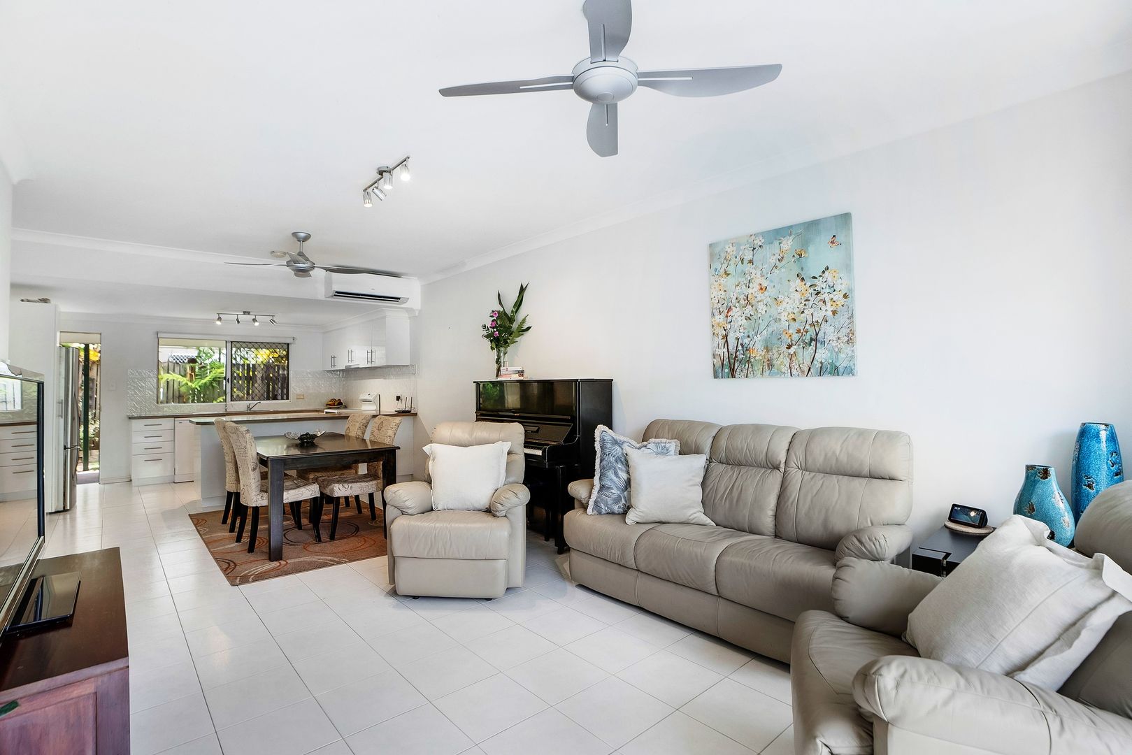 20/59-61 Vasey Esplanade, Trinity Beach QLD 4879, Image 2