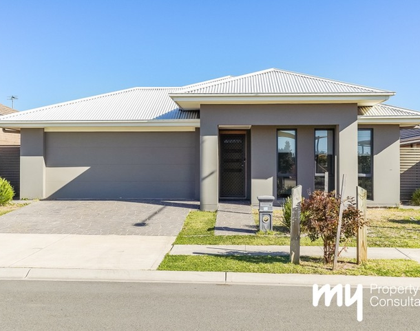 10 Duncombe Avenue, Gledswood Hills NSW 2557