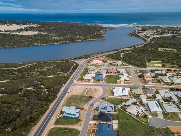 2 River Drive, Cape Burney WA 6532