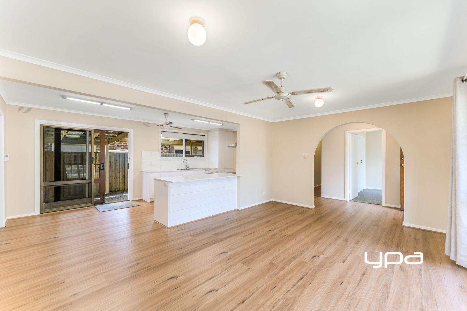 1/39 Carnoustie Drive, Sunbury VIC 3429, Image 2