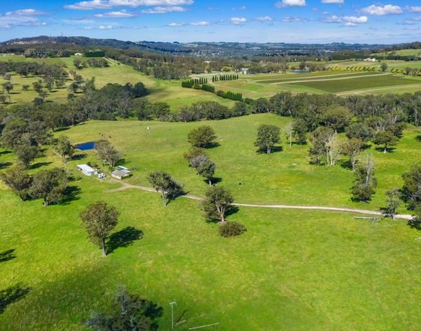 402 Centennial Road, Bowral NSW 2576