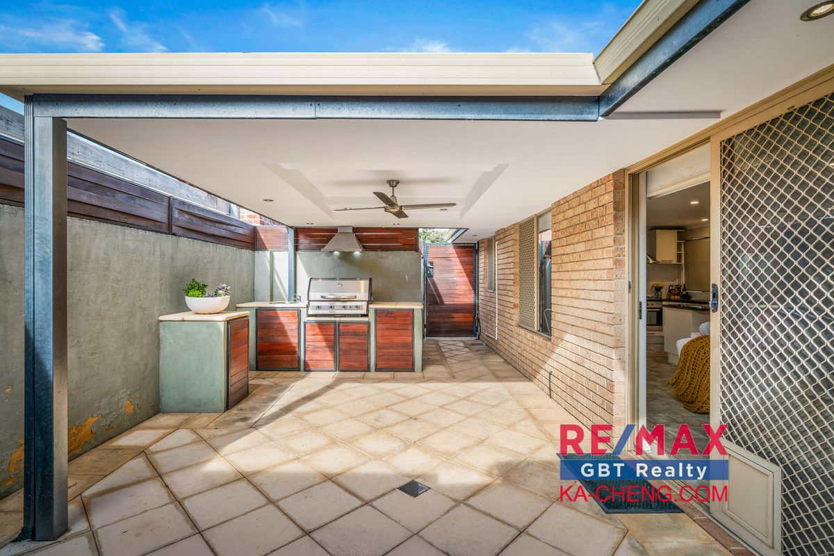 B/387 Light Street, Dianella WA 6059, Image 0