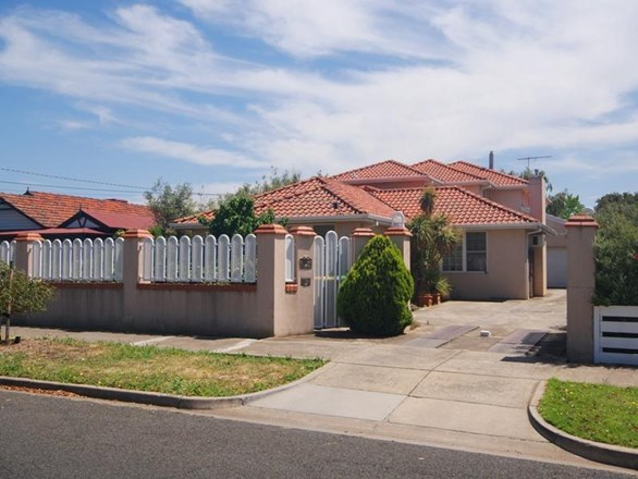 54 Muriel Street, Niddrie VIC 3042