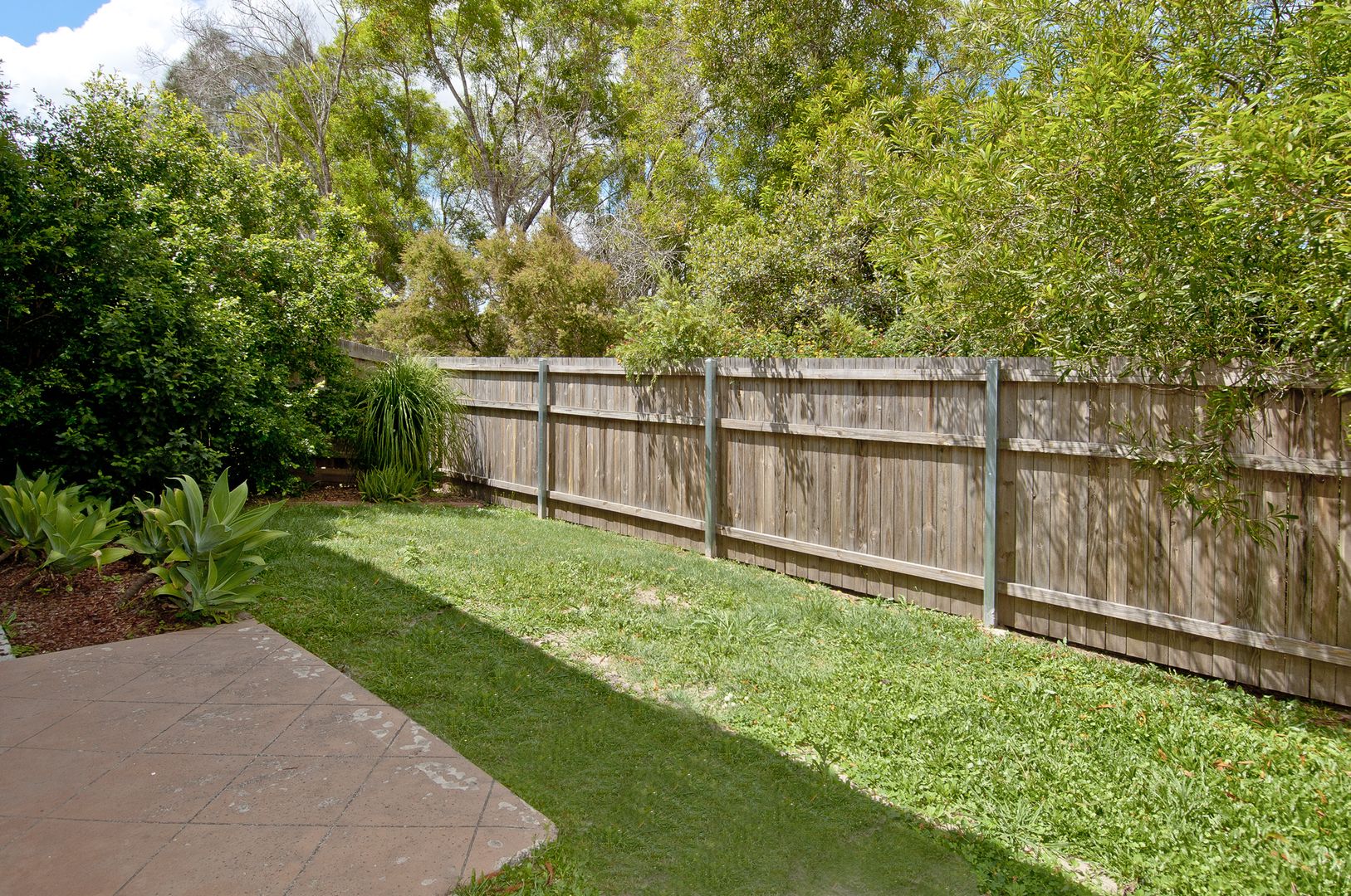 8/28 Cherrytree Place, Waterford West QLD 4133, Image 1