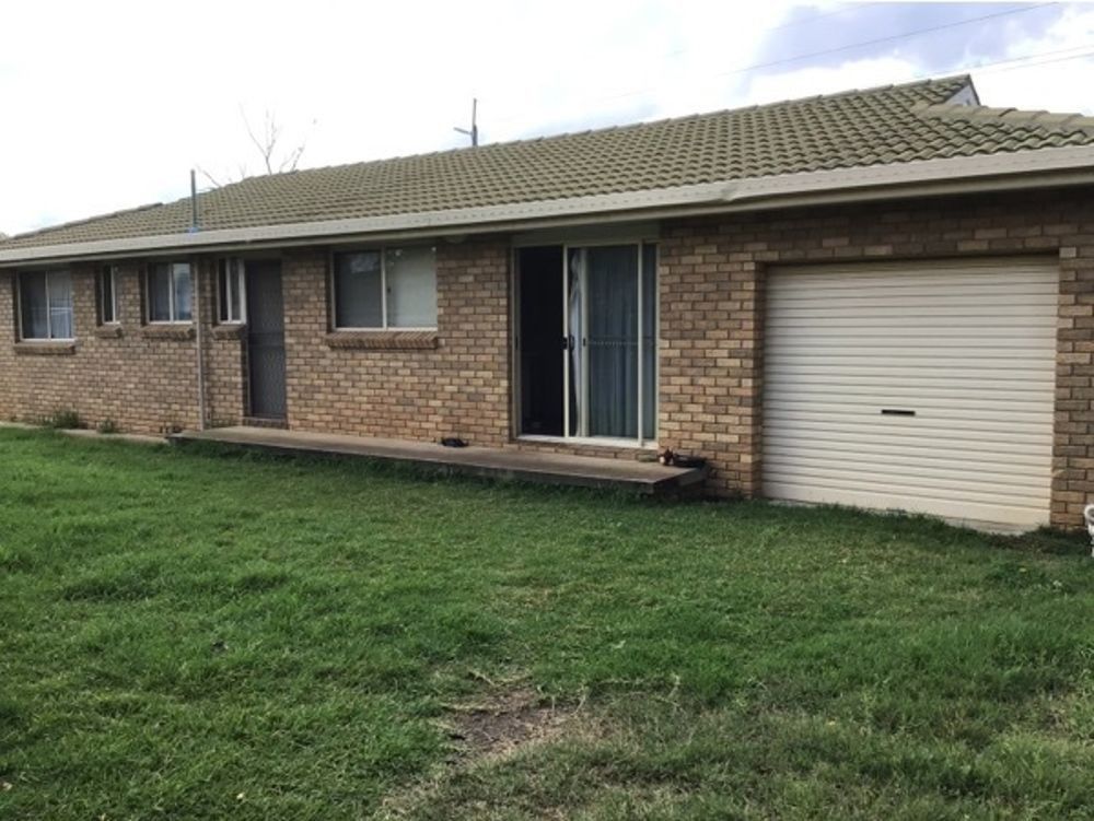 3 bedrooms House in 26 Mullumbimby Close SOUTH TAMWORTH NSW, 2340