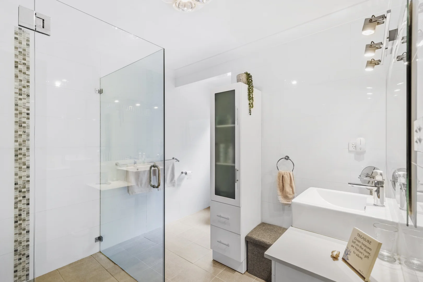 Additional image 8 of 54 Tallwood Avenue, Mollymook Beach NSW 2539