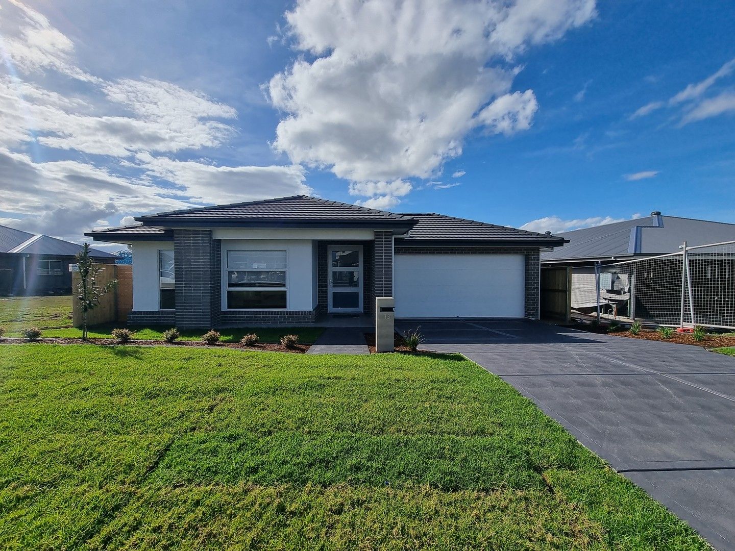 4 bedrooms House in 13 Basker Street CHISHOLM NSW, 2322