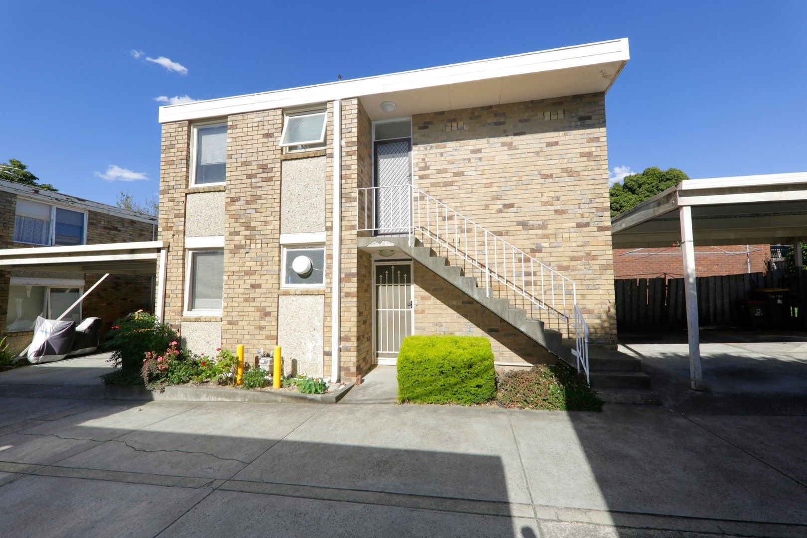 2 bedrooms Apartment / Unit / Flat in 6/82 Burwood Highway BURWOOD EAST VIC, 3151