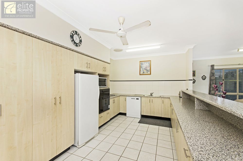 16 Apple Flat Road, Alligator Creek QLD 4816, Image 2