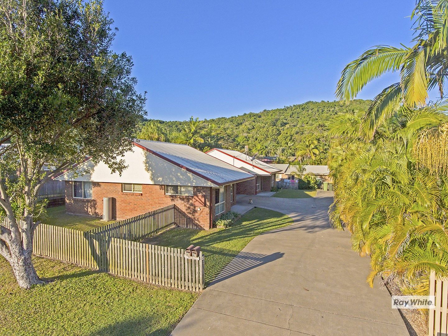 1-2/6 Waringa Place, Yeppoon QLD 4703, Image 0