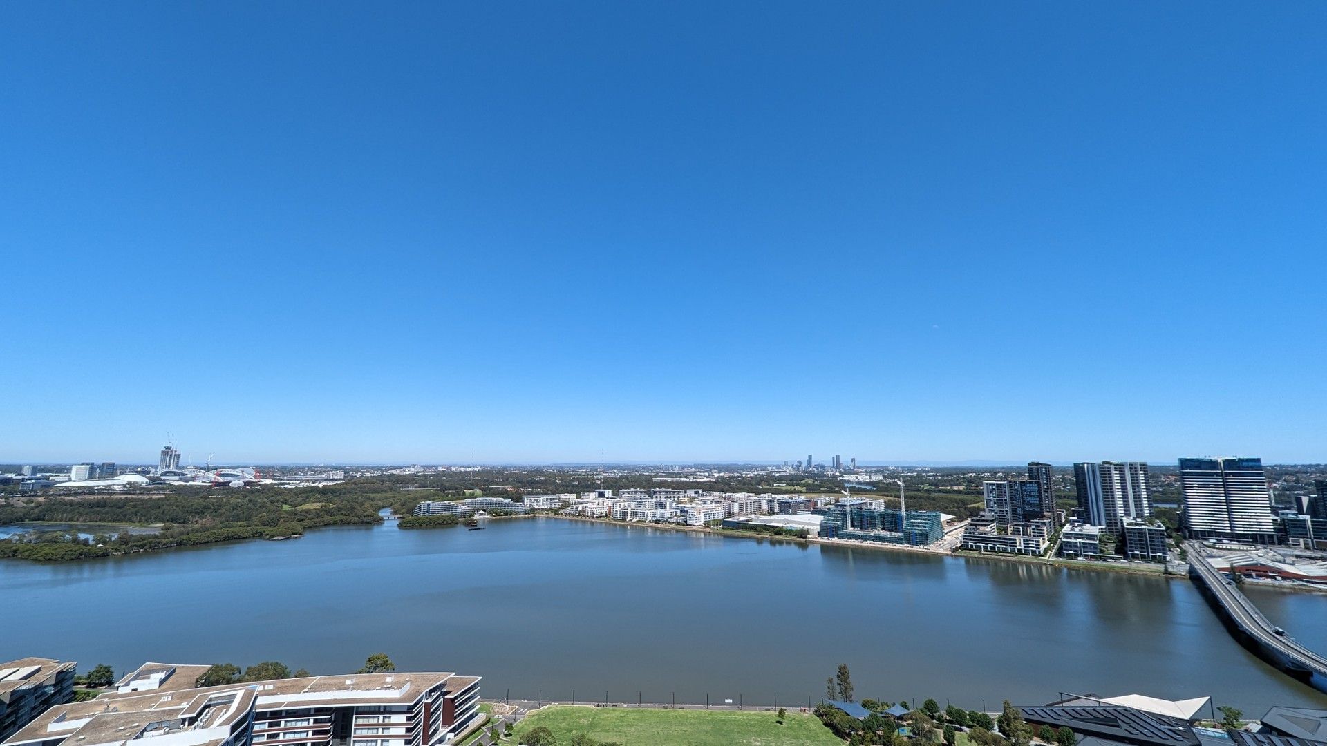 2 bedrooms Apartment / Unit / Flat in 2505/21 Marquet St RHODES NSW, 2138