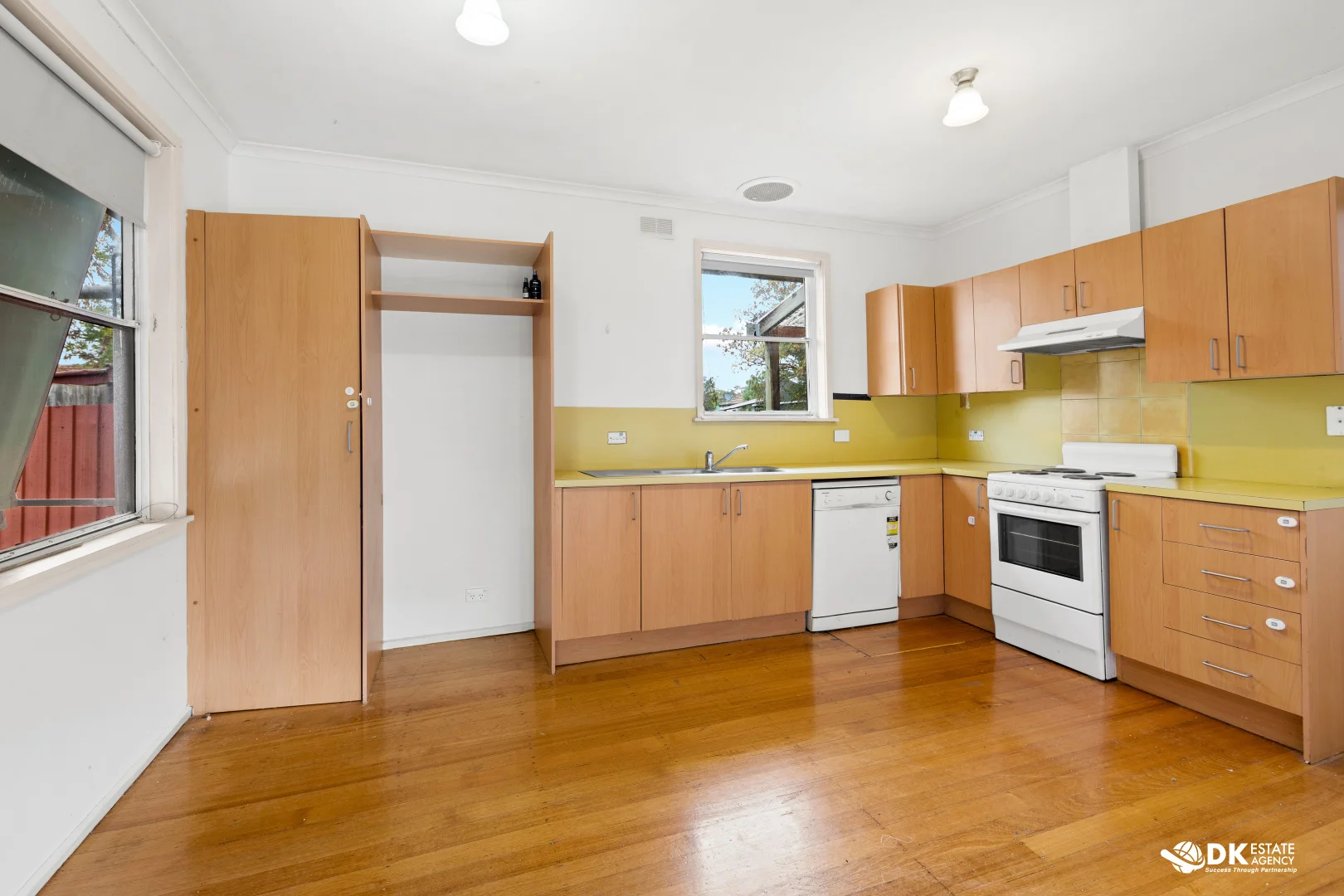 Additional image 5 of 31 Golden Avenue, Werribee VIC 3030