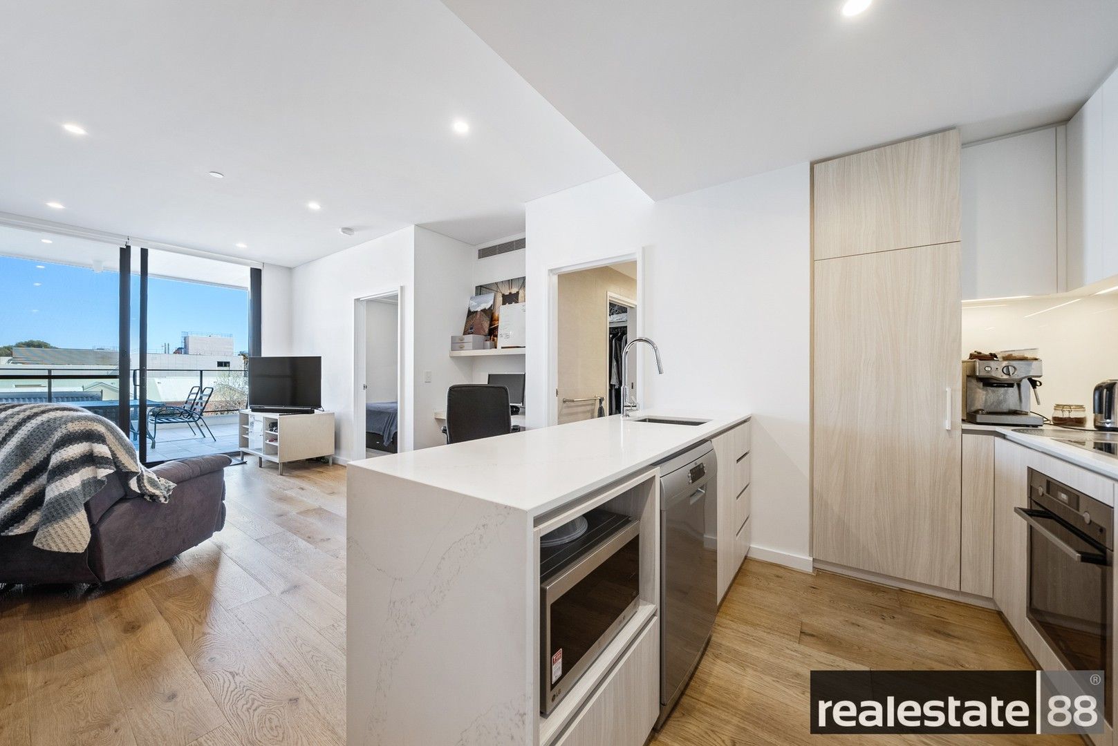 1 bedrooms Apartment / Unit / Flat in 103/35 Bronte Street EAST PERTH WA, 6004
