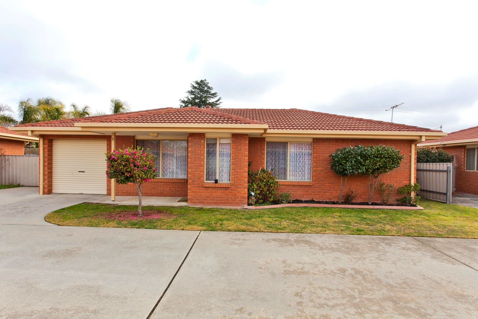 Unit 5/381 Dick Rd, Lavington NSW 2641, Image 1