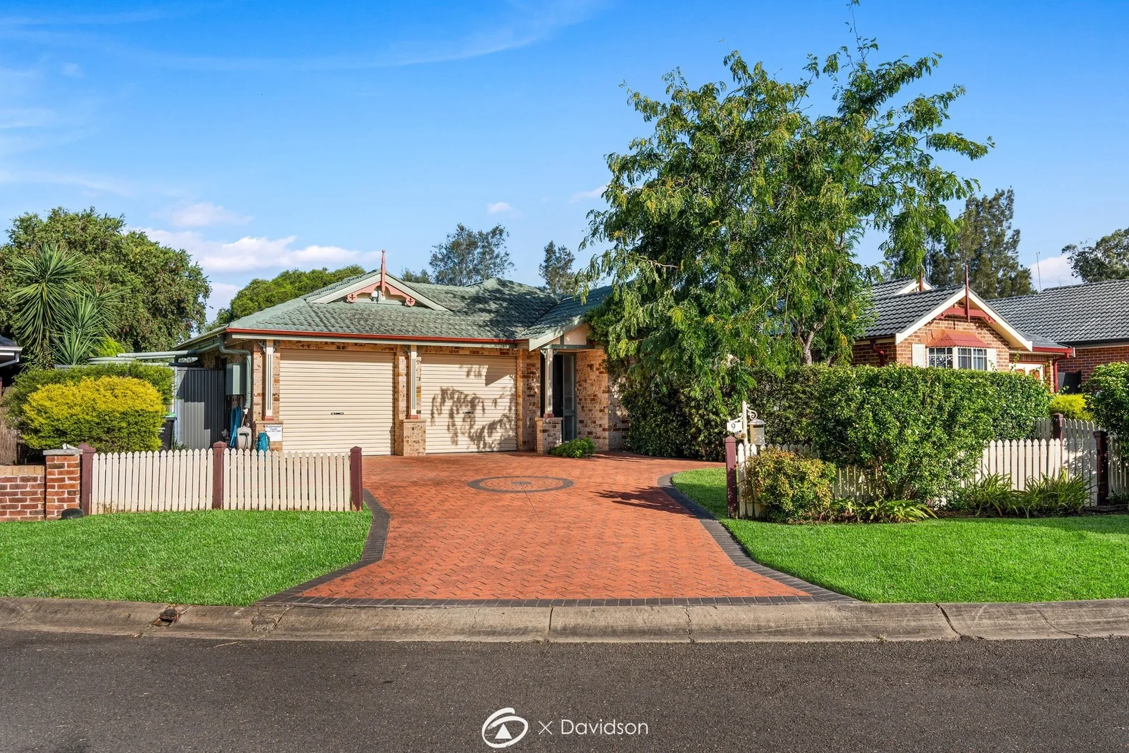 9 Somerset Court, Wattle Grove NSW 2173